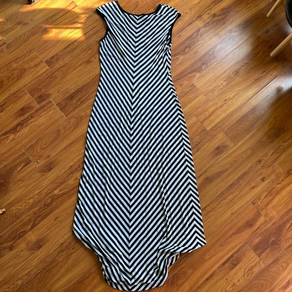 Calvin Klein Striped Maxi / Sun Dress - Picture 2 of 6